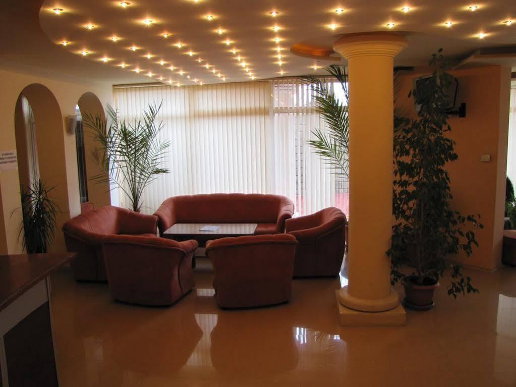 Paris Hotel Balchik Exterior foto