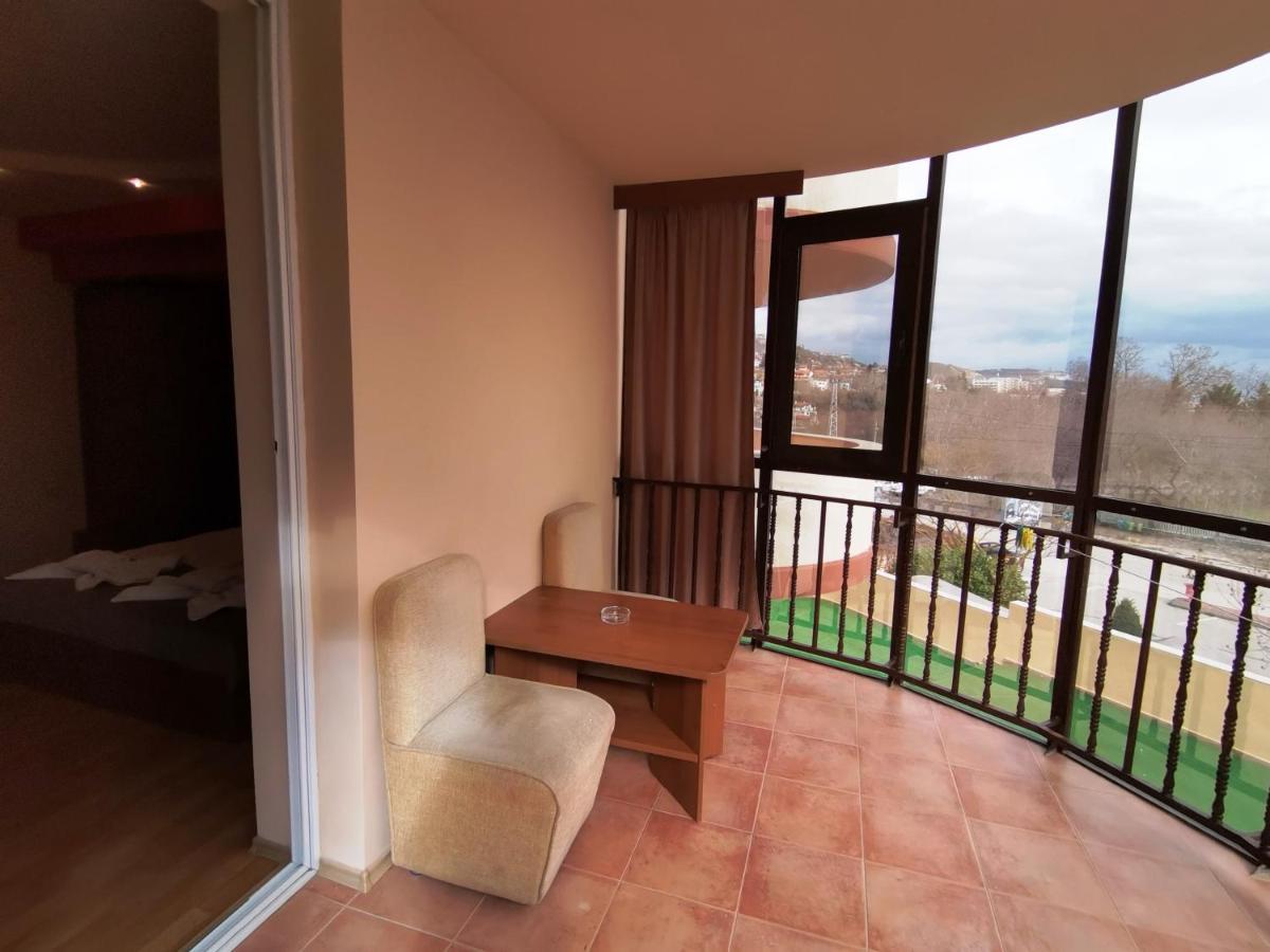 Paris Hotel Balchik Exterior foto
