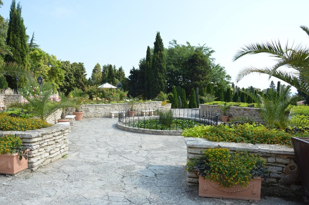 Paris Hotel Balchik Exterior foto